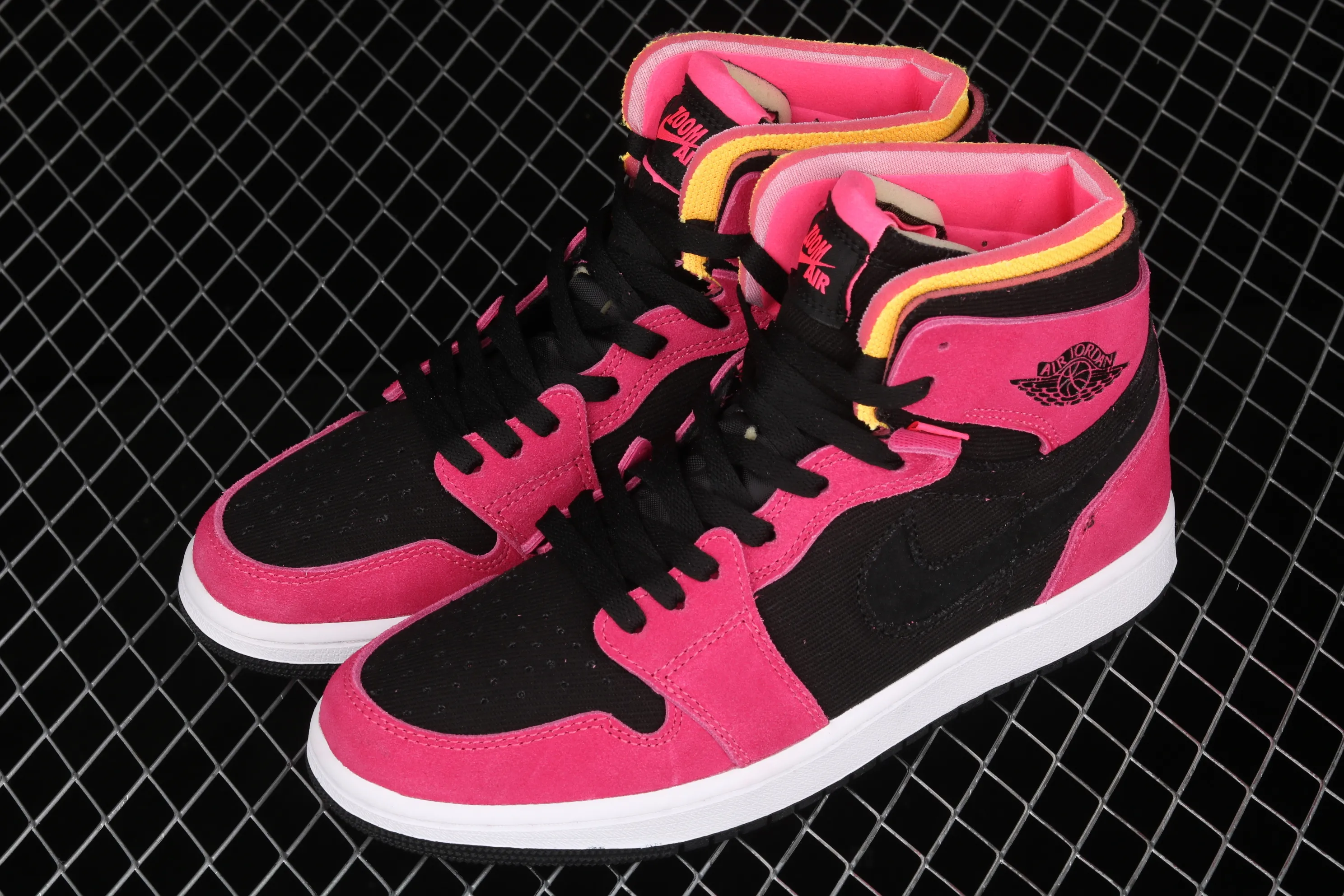 All categories Air Jordan Jordan series basketball shoes Air Jordan 1 High Air Jordan 1 Zoom Air CMFT AJ1 Joe 1 black powder CT0978-601